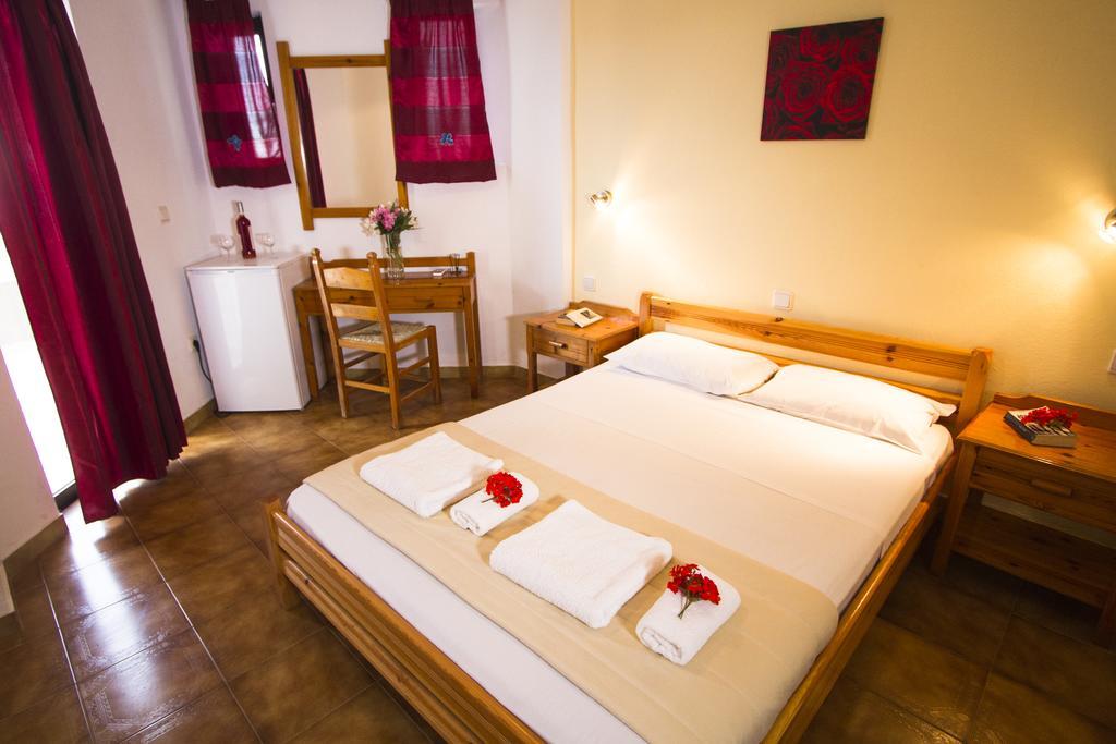 Kalami Rooms Falasarna Esterno foto