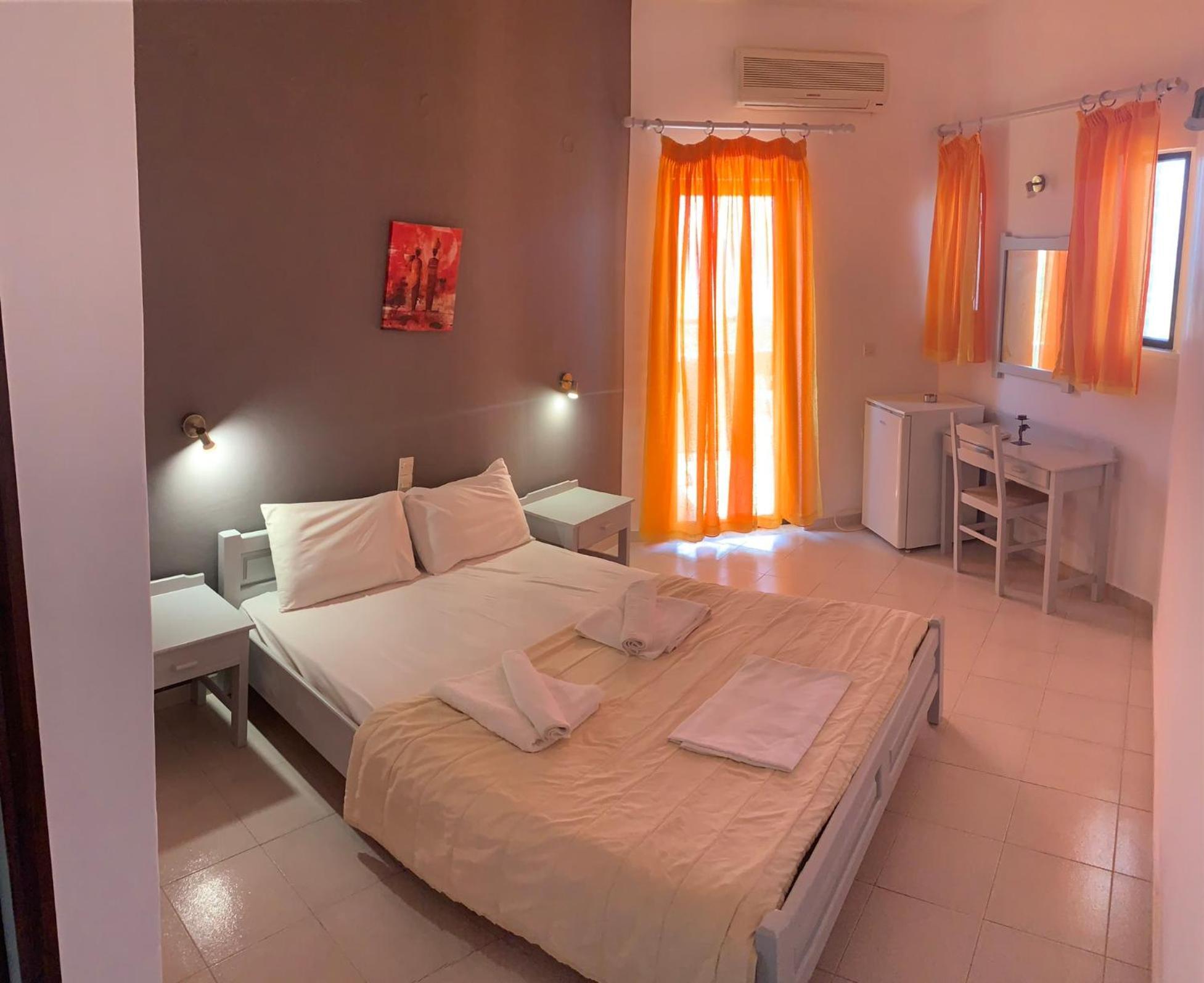Kalami Rooms Falasarna Esterno foto